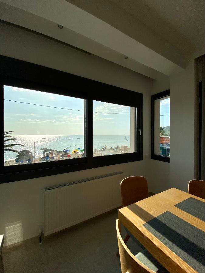 Vit'S Sea Villa Siviri Exterior photo